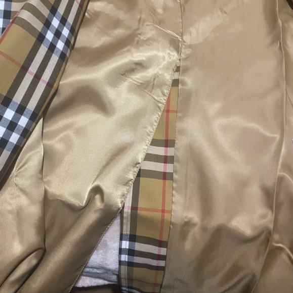 Burberry trench coat jacket for women - Picture 3 of 8